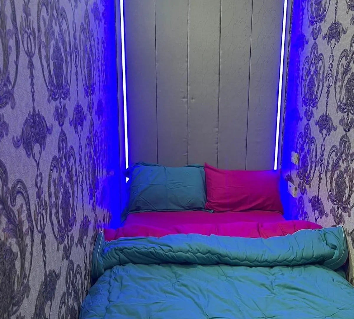 Excutive Solo,Couple Room Partition Dubai Apartment
