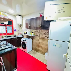 Moon Backpackers , Al Rigga , Partition For Couples And For Singles Dubai